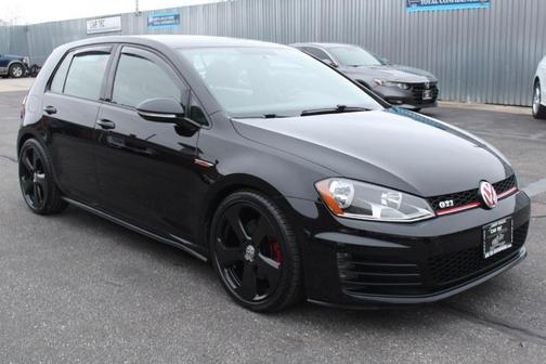 Photo 2 of 51 of 2016 Volkswagen Golf GTI 2.0T S 4-Door