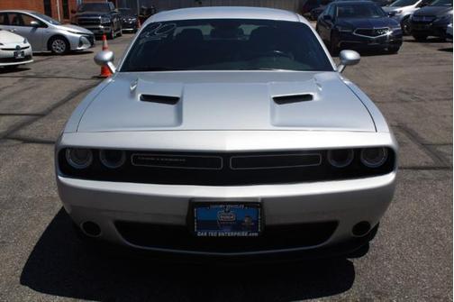 2020 Dodge Challenger SXT