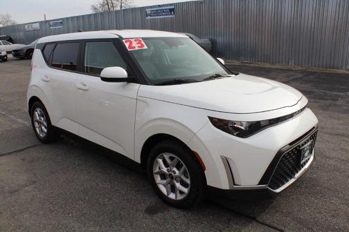 2023 Kia Soul LX