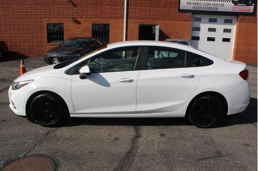 2018 Chevrolet Cruze LS