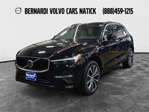 2022 Volvo XC60 B5 Momentum