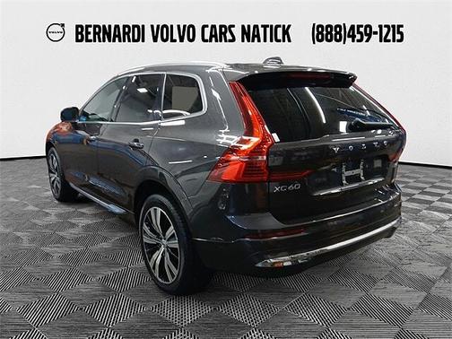 2022 Volvo XC60 B6 Inscription