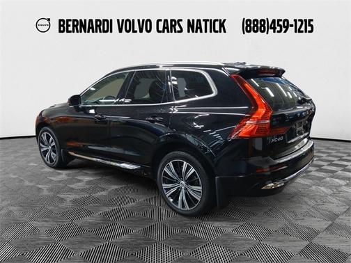 2022 Volvo XC60 B6 Inscription