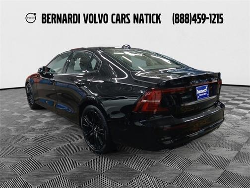 2023 Volvo S60 B5 Plus Black Edition