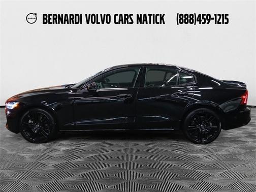 2023 Volvo S60 B5 Plus Black Edition