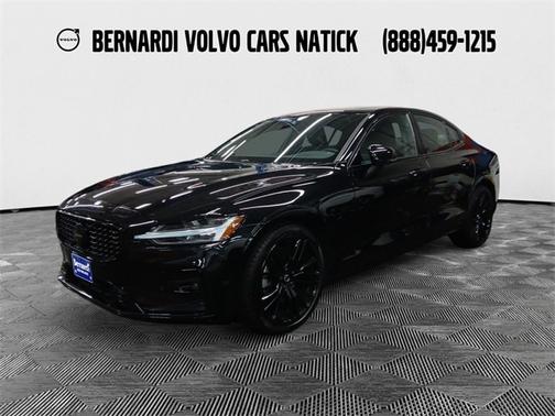 2023 Volvo S60 B5 Plus Black Edition