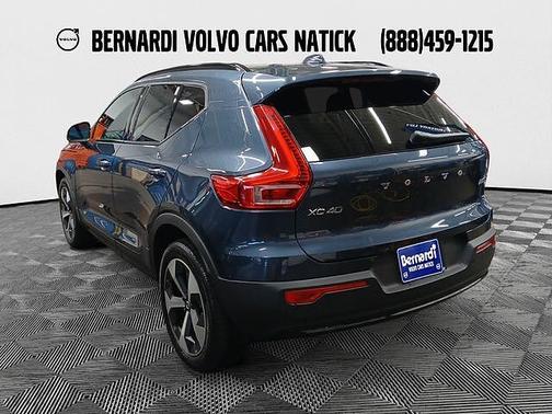 Denim Blue 2026 Volvo XC40 Core