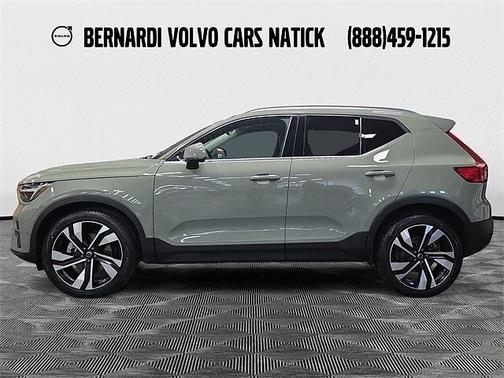 2023 Volvo XC40 Plus