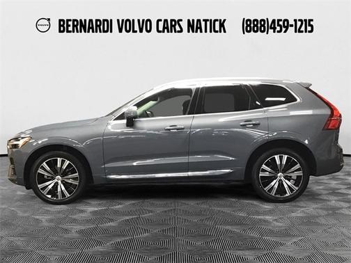 2023 Volvo XC60 B5 Plus Bright Theme