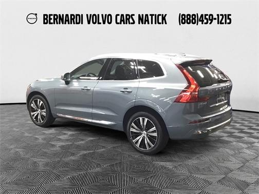 2023 Volvo XC60 B5 Plus Bright Theme