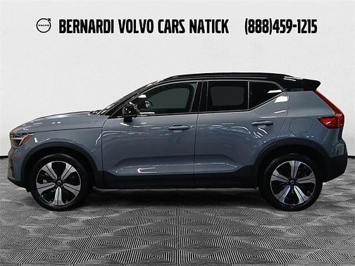 2023 Volvo XC40 Plus