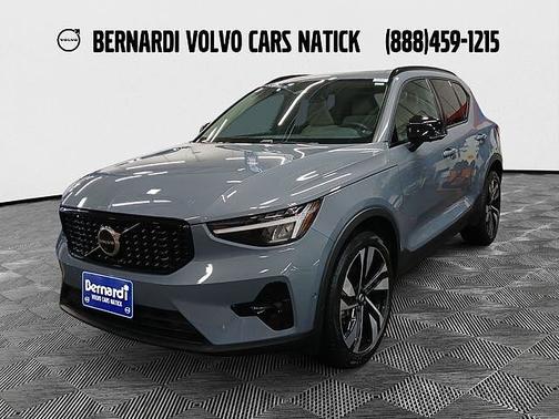2023 Volvo XC40 Plus