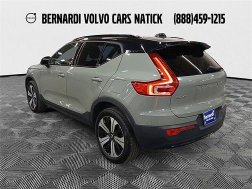 2023 Volvo XC40 Plus