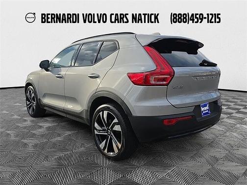 2023 Volvo XC40 Ultimate