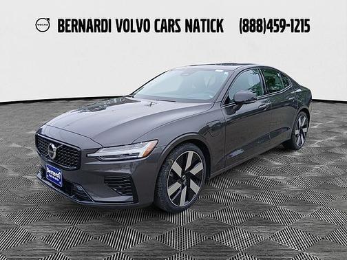 Platinum Grey 2025 Volvo S60 Plug-In Hybrid Ultra
