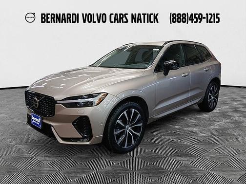 2023 Volvo XC60 Plus