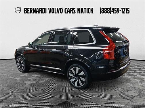 2024 Volvo XC90 Plus