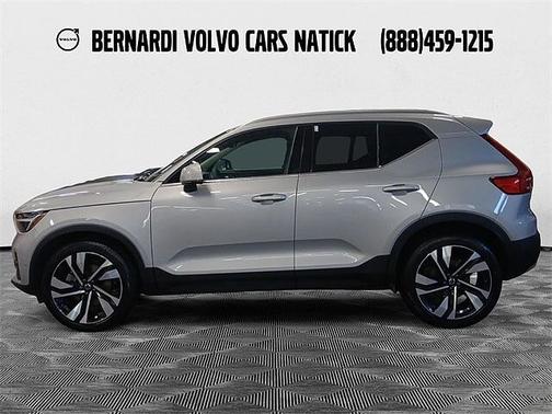 2023 Volvo XC40 Plus