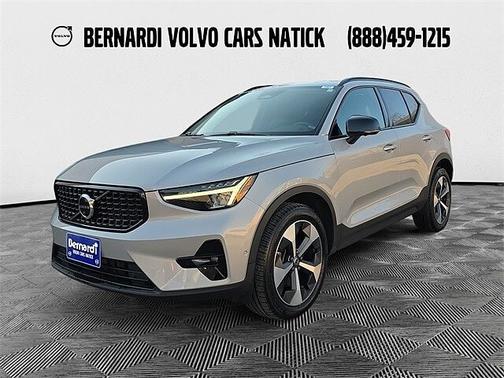 2023 Volvo XC40 Plus