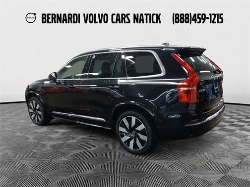 2024 Volvo XC90 Recharge Plug-In Hybrid T8 Plus Bright Theme 7 Passenger