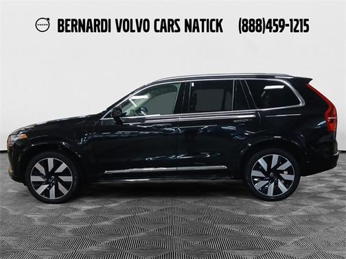 2024 Volvo XC90 Recharge Plug-In Hybrid T8 Plus Bright Theme 7 Passenger