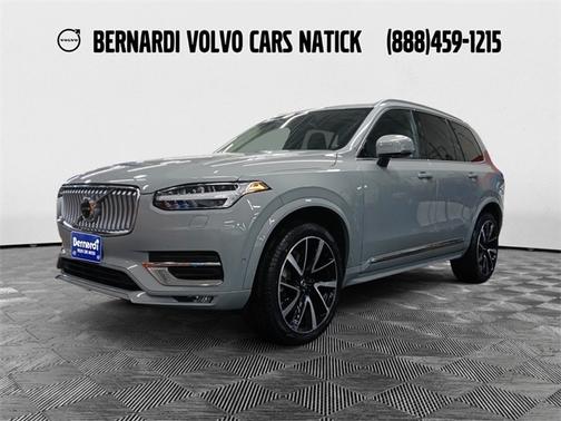 2024 Volvo XC90 B6 Plus Bright Theme