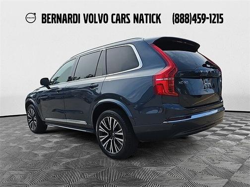 2023 Volvo XC90 Plus