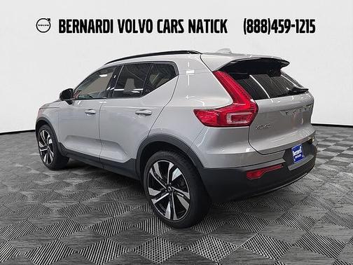 2023 Volvo XC40 Ultimate