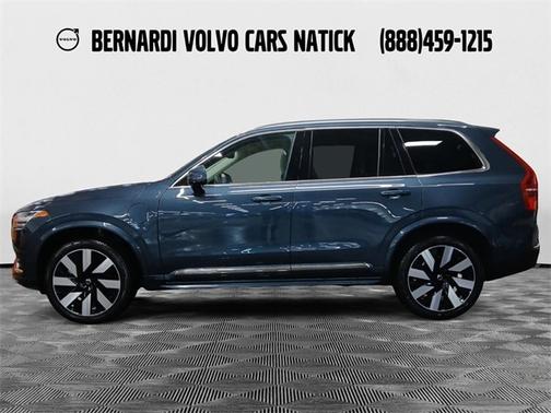 2024 Volvo XC90 Recharge Plug-In Hybrid T8 Plus Bright Theme 7 Passenger