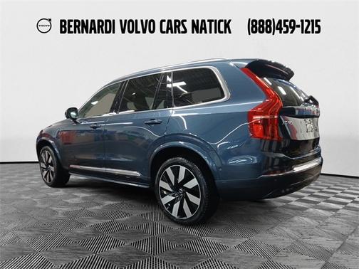 2024 Volvo XC90 Recharge Plug-In Hybrid T8 Plus Bright Theme 7 Passenger