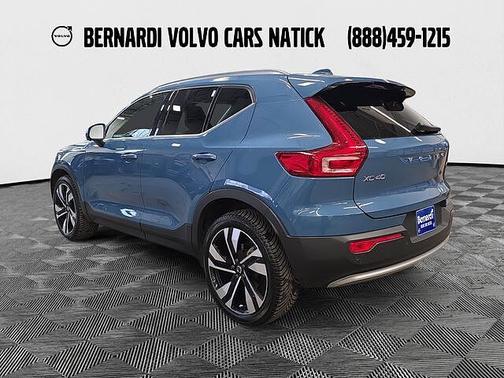 2023 Volvo XC40 Plus
