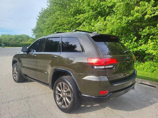 Recon Green Clearcoat 2016 Jeep Grand Cherokee Limited