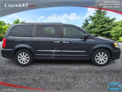 2014 Chrysler Town & Country Touring