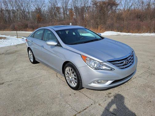 2011 Hyundai SONATA SE