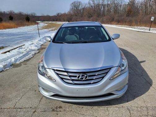 2011 Hyundai SONATA SE