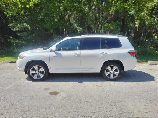 2008 Toyota Highlander Sport