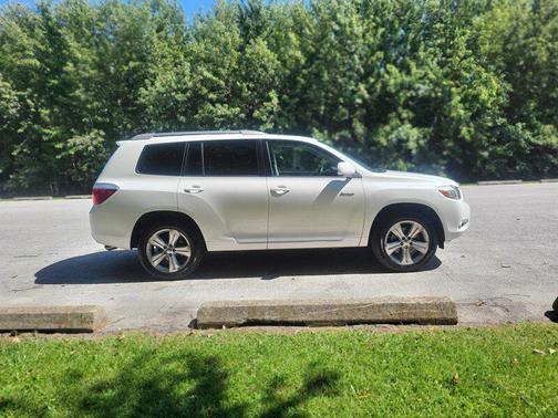 2008 Toyota Highlander Sport