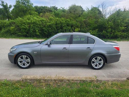 Monaco Blue Metallic 2010 BMW 528 xDrive
