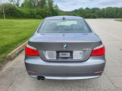 Monaco Blue Metallic 2010 BMW 528 xDrive