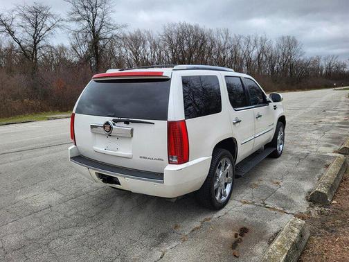 2008 Cadillac Escalade Base