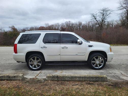 2008 Cadillac Escalade Base