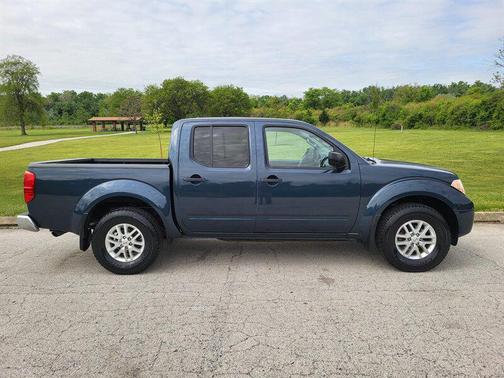 Arctic Blue Metallic 2017 Nissan Frontier SV