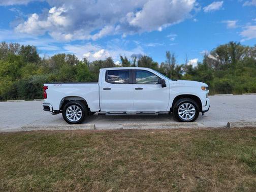 2019 Chevrolet Silverado 1500 Custom