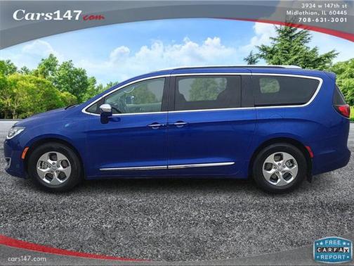 2018 Chrysler Pacifica Hybrid Limited