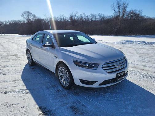 2015 Ford Taurus Limited