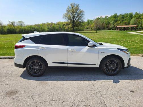 White Diamond Pearl 2019 Acura RDX A-Spec