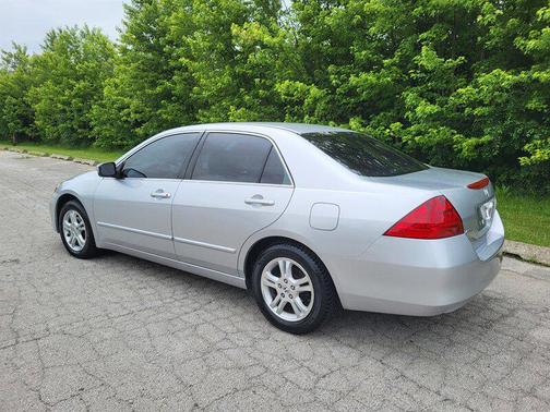 Alabaster Silver Metallic 2007 Honda Accord SE