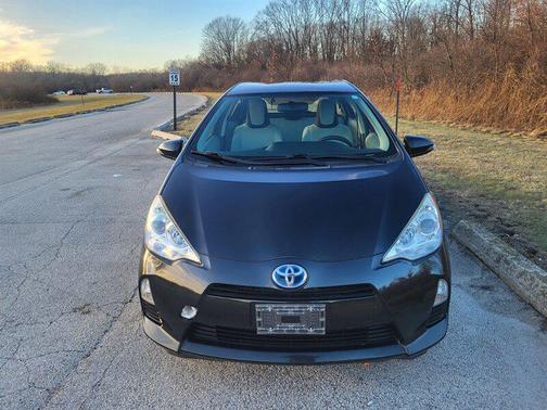 2013 Toyota Prius c One