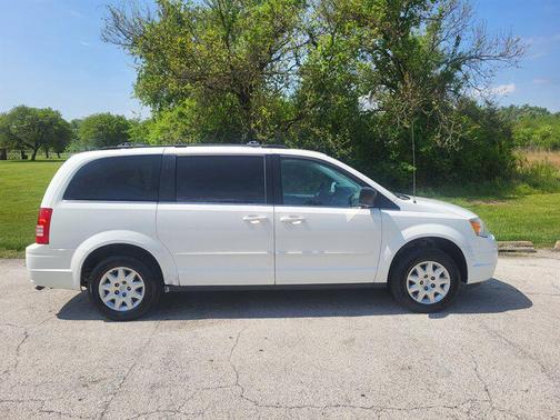 Stone White Clearcoat 2010 Chrysler Town & Country LX