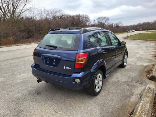 2004 Pontiac Vibe Base
